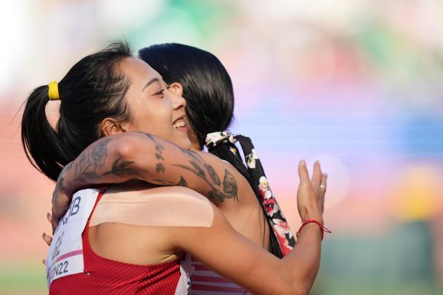 世锦赛葛曼棋无缘百米决战 牙买加飞人横扫领奖台